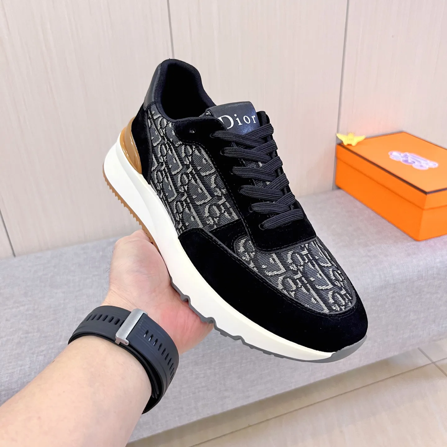 🚘🚘Factory batch 460 men's shoes💰[Dior]🔥Men's high-end brand of shoes official website 1:1 latest masterpiece: the upper is made of Italian imported first-layer cowhide with a comfortable and breathable lining➕original non-slip and wear-resistant outsole🔥, making walking more convenient and comfortable! An exclusive new model, a stunning work, a beautiful 1:1 replica [color] compared to the official quality! Create a fashionable personality to set off your uniqueness! A must-have for trendy men! Classic🔥Size: 38-44 Color: 🔥Multiple colors available🔥.
